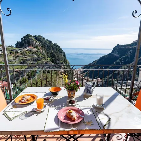 Il Paradiso Sul Mare *