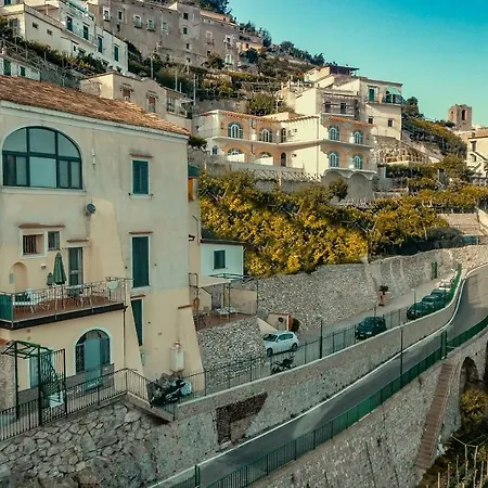Il Paradiso Sul Mare *