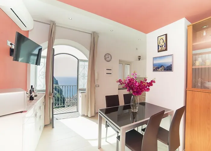 Il Paradiso Sul Mare Scala